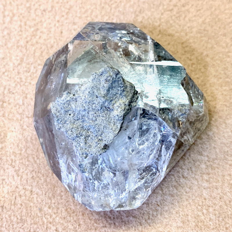 Herkimer "diamond" (variety of quartz)