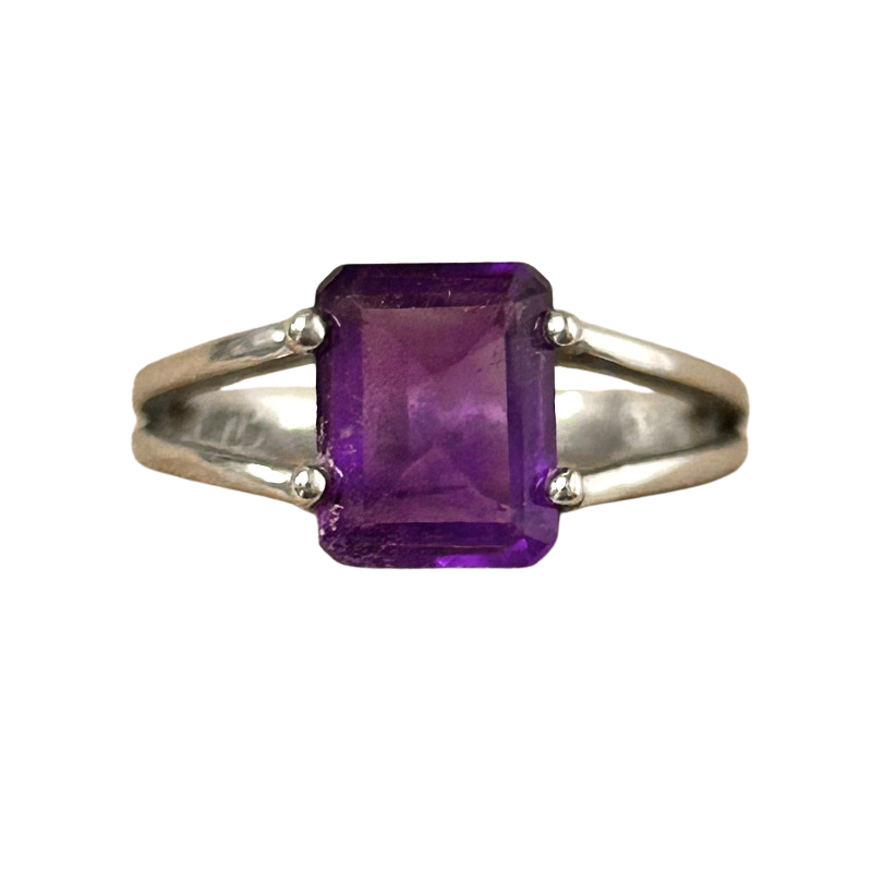 Amethyst Sterling Silver Ring (size 6.25)