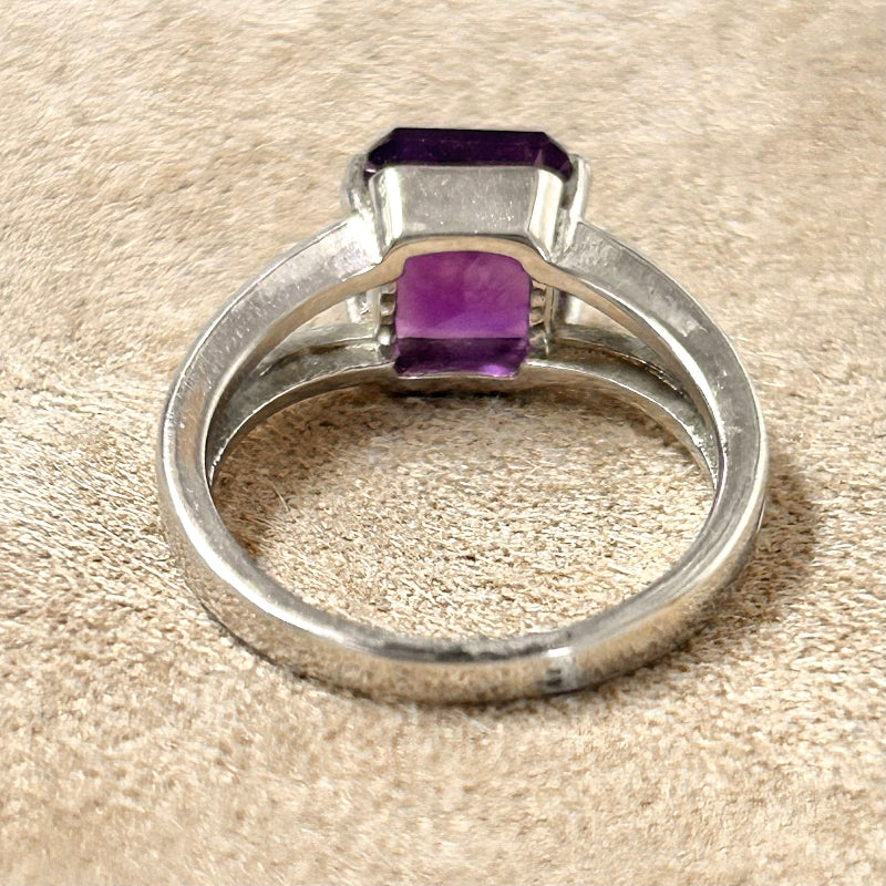 Amethyst Sterling Silver Ring (size 6.25)