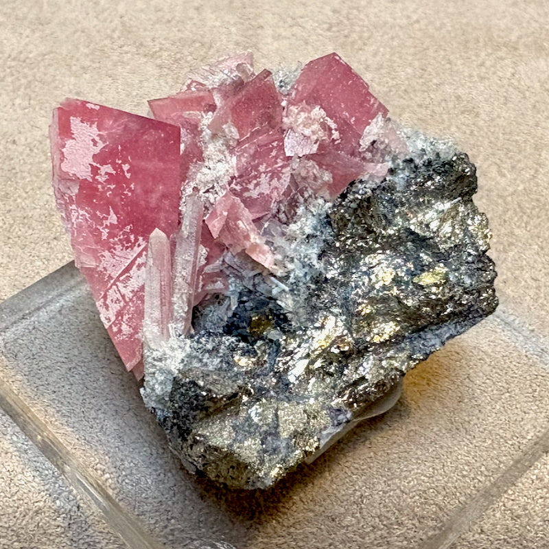 Rhodochrosite with quartz, pyrite & sphalerite (Colorado)