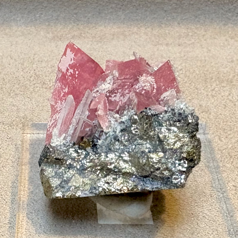 Rhodochrosite with quartz, pyrite & sphalerite (Colorado)