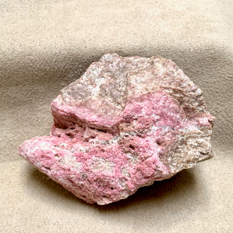 Thulite (Taos Co., New Mexico) – Taos Rockers