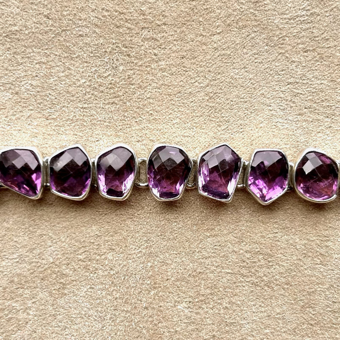 242656 Amethyst Twelve-Stone Bracelet