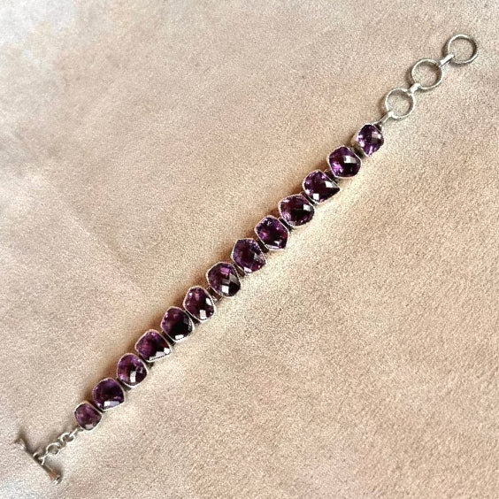 242656 Amethyst Twelve-Stone Bracelet