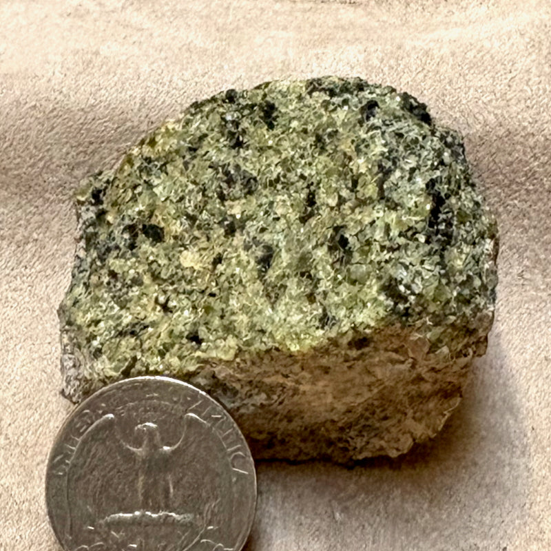 Olivine / Peridotite (Kilborne Hole, New Mexico)