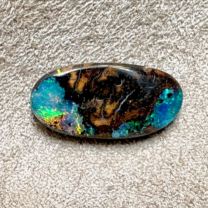 Opal, Boulder, Cabochon (Winton, Australia)