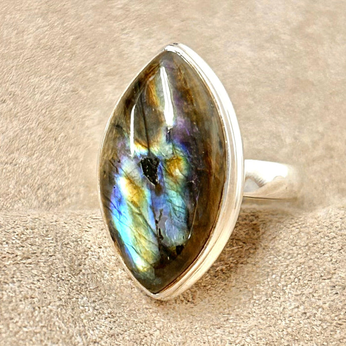 Labradorite Ring (Size 9)
