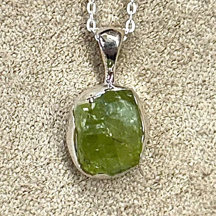Peridot (Rough) in Sterling Silver Necklace