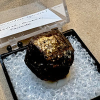 Garnet, Almandine (Canada)