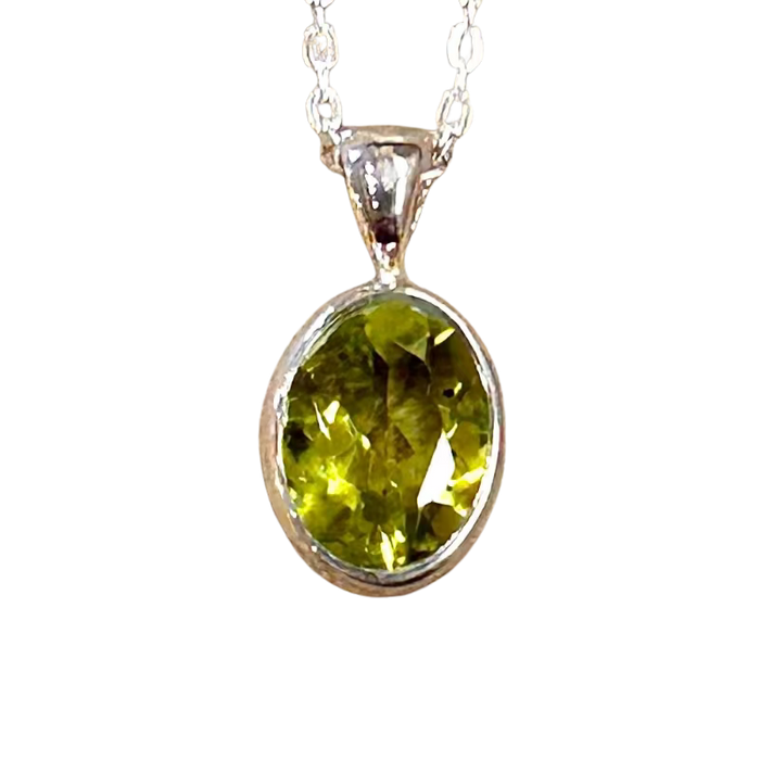 Peridot (Faceted) in Sterling Silver Necklace