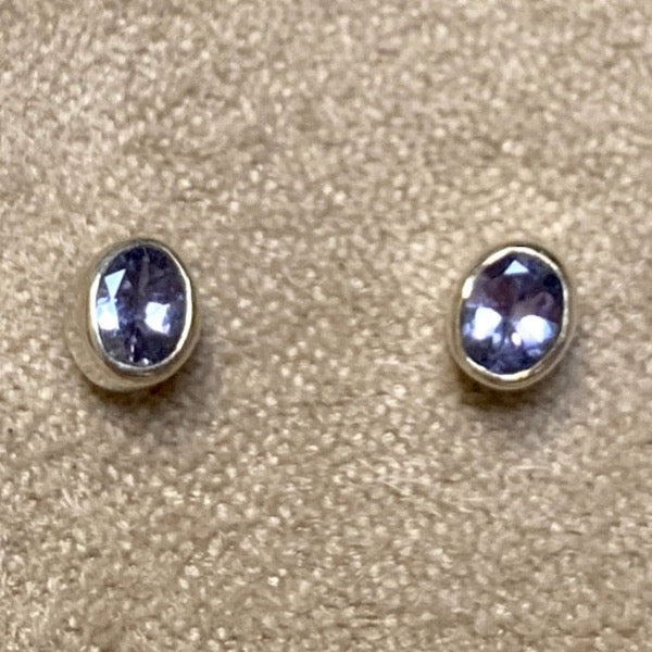 tanzanite stud earrings