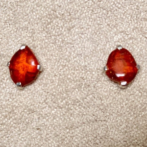 Amber Stud Earrings (prong-set)